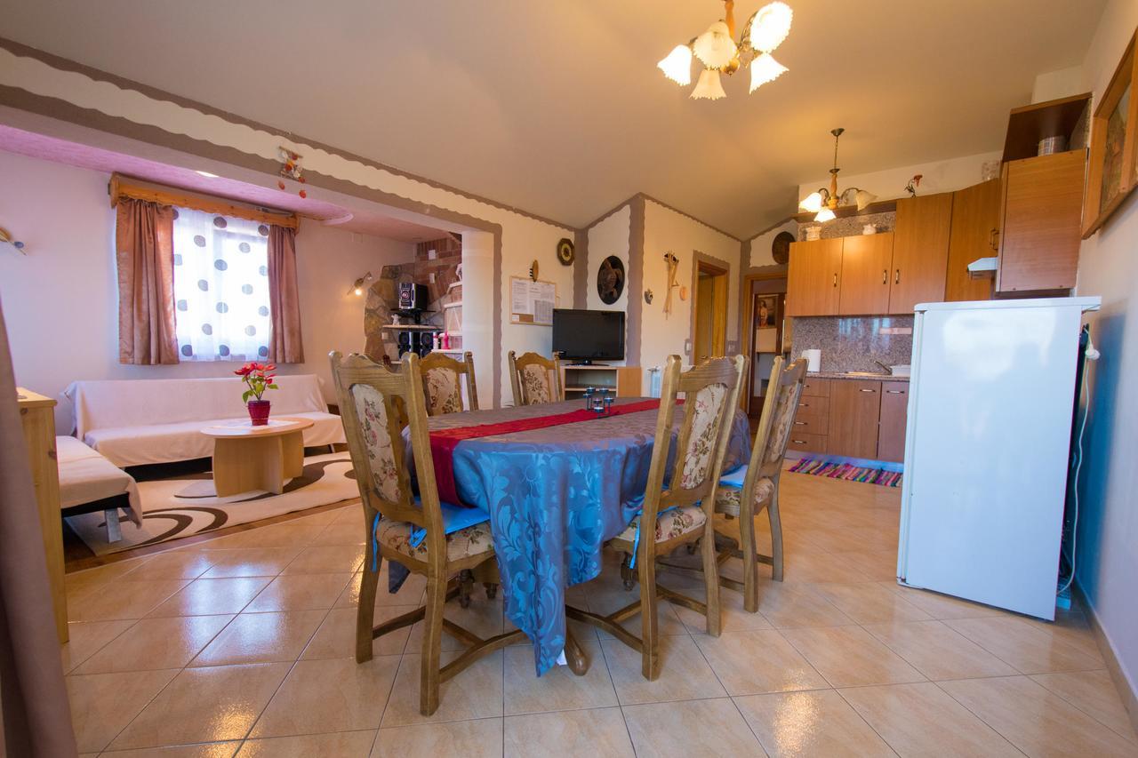 Apartment Hajdi Malinska Extérieur photo